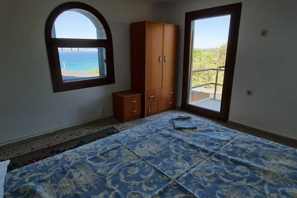 Mordoğan taş konakta doğa ve deniz tatili Villa Karaburun