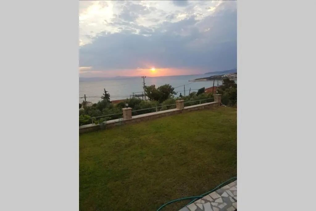 Mordoğan taş konakta doğa ve deniz tatili Villa Karaburun