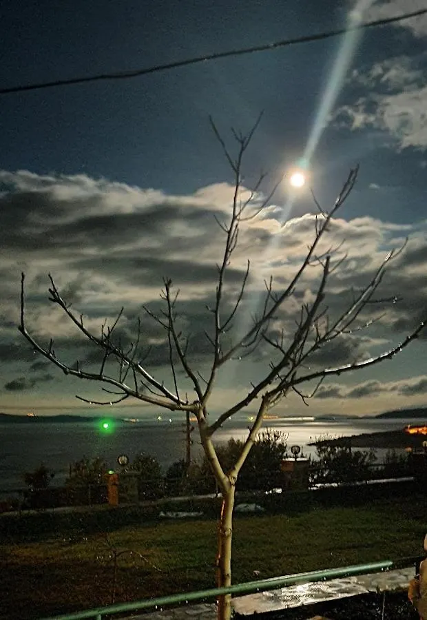 Mordoğan taş konakta doğa ve deniz tatili Villa Karaburun  Karaburun (Izmir)