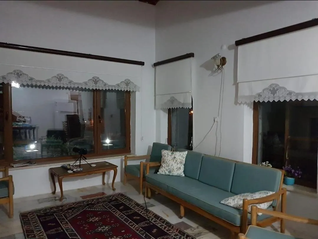 Mordoğan taş konakta doğa ve deniz tatili Villa Karaburun  Türkiye